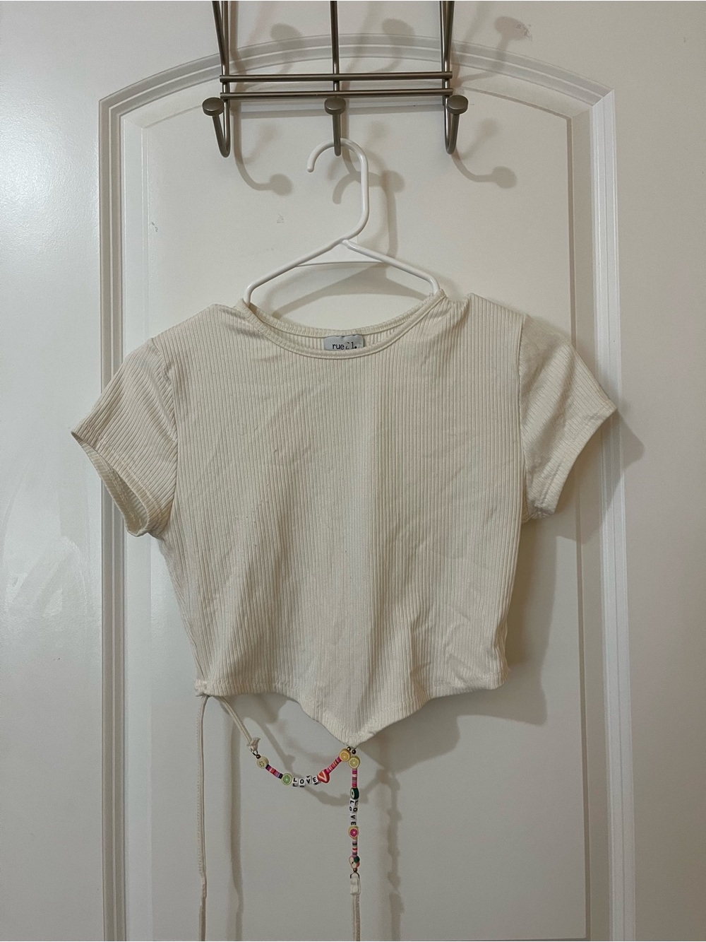 Rue21 Cream Ribbed Short Sleeve Crop Top